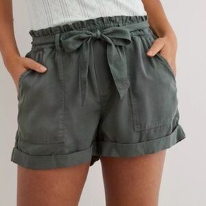 Aerie Cream Tie Front Shorts